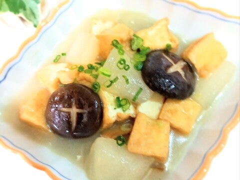 ほっこり〜☘️ 冬瓜と厚揚げの煮物ꕤ୭*